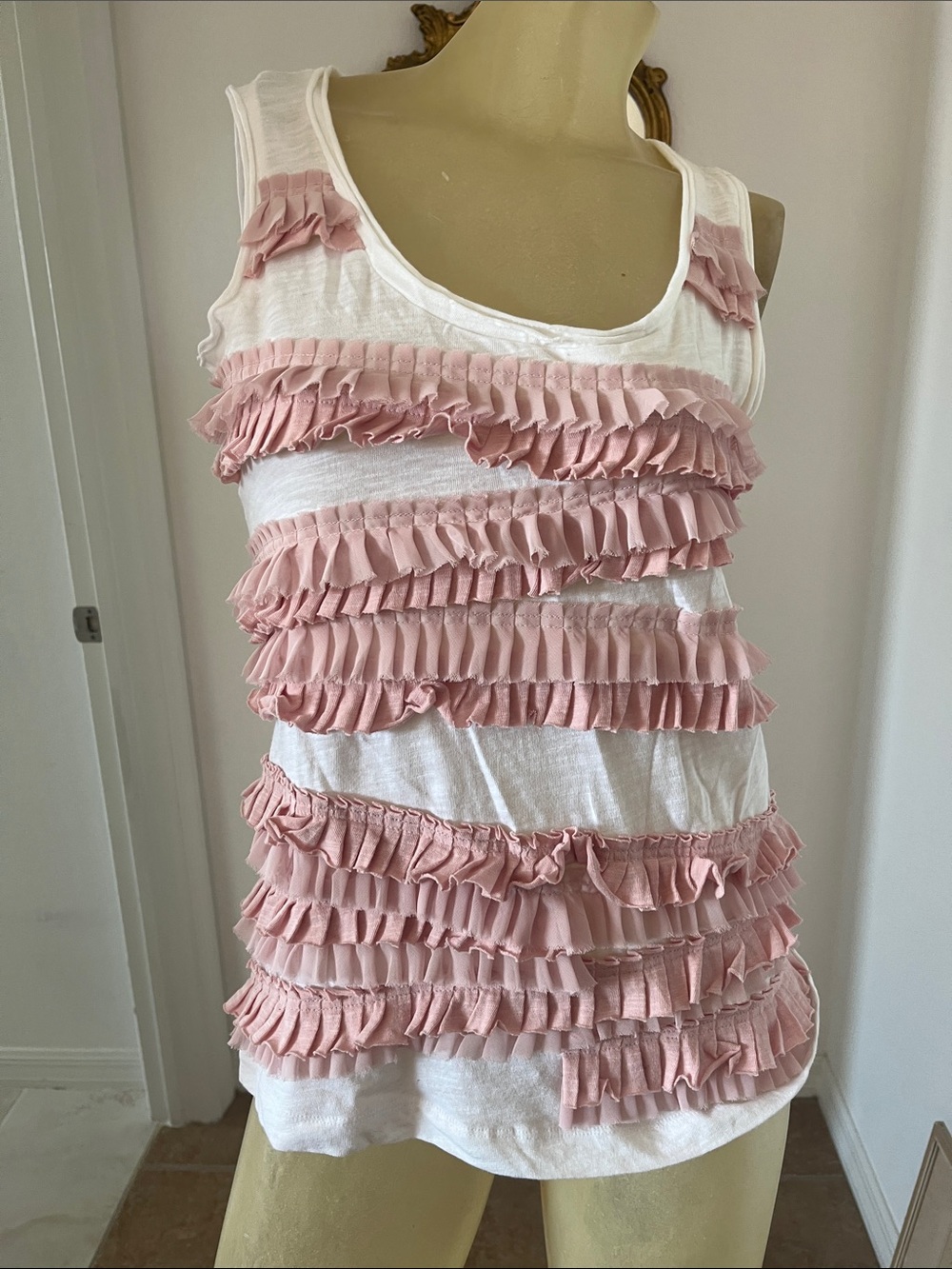 Banana Republic White Tank with Blush Pink Ruffle Stripes NWT